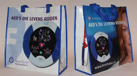 AED Tassen voor en achterkant AED Tassen voor en achterkant Defibrion Premiums, merchandise, promotie, reclame