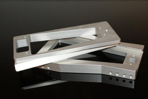 Aluminum, pearlbeamed, anodised Aluminum, pearlbeamed, anodised poedercoaten zandstralen ucic parelstralen indus
