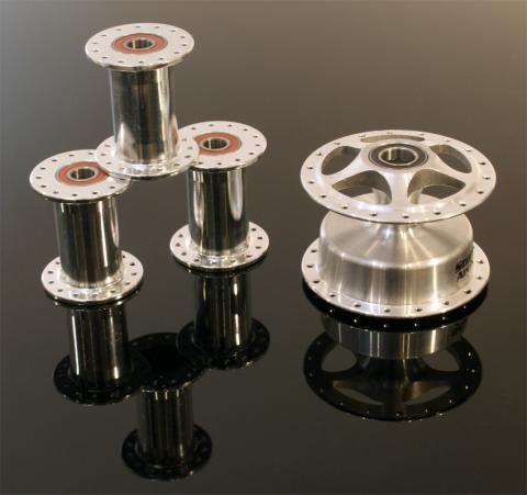 Diverse soorten hubs Hubs QR Veldink Kidcar ucic staal rvs anodiseren galvaniseren